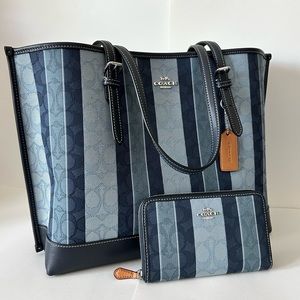 COACH STRIPED MONOGRAM DENIM MOLLIE TOTE WITH MATCHING WALLET
